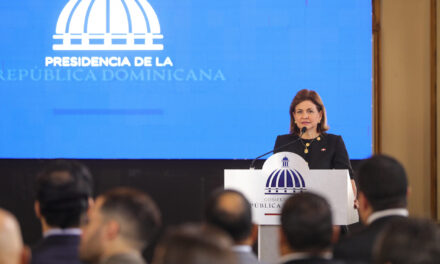Vicepresidenta Raquel Peña juramenta los nuevos jueces del Tribunal Constitucional
