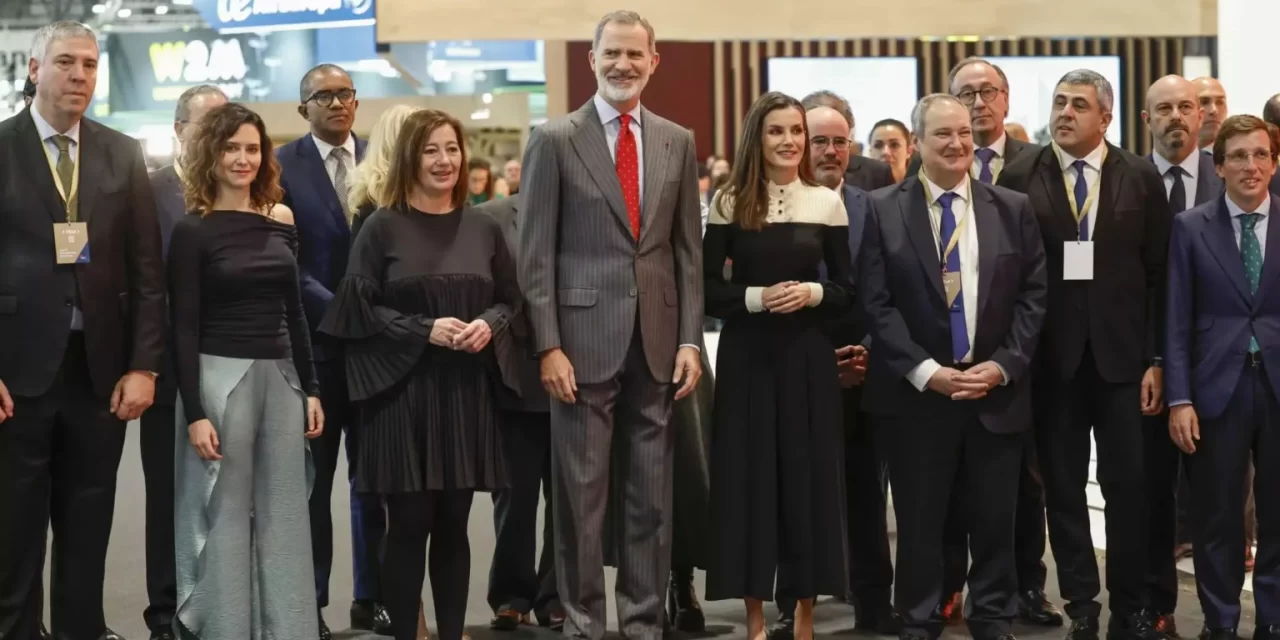 Los reyes de España inauguran la 44.ª edición de Fitur