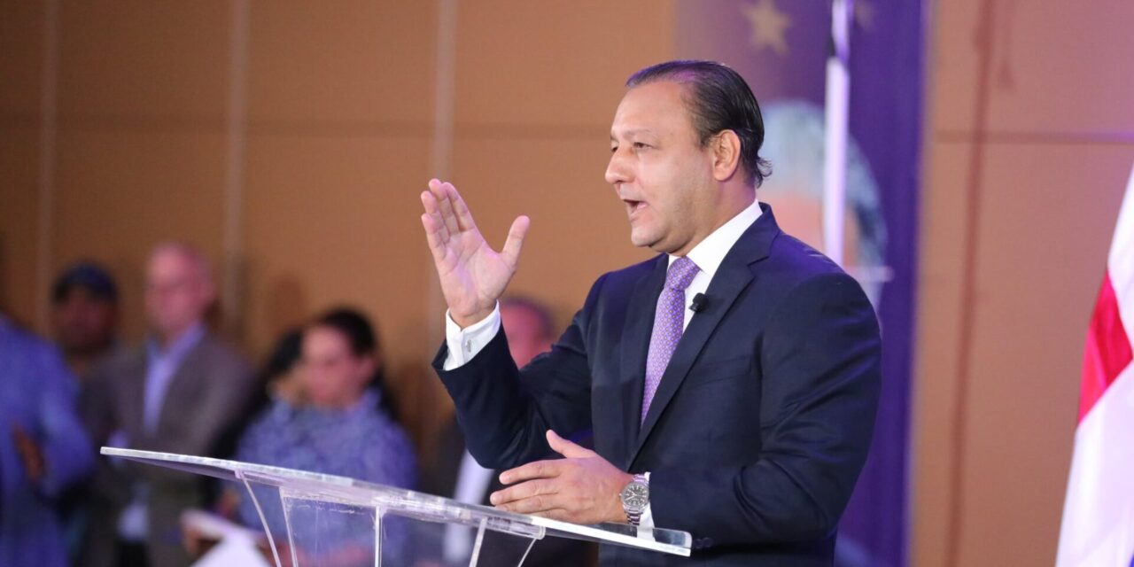 Tras resultados de elecciones municipales, Abel Martínez asegura RD vive “un período crítico y penoso de nuestra historia democrática”