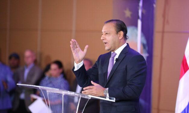 Tras resultados de elecciones municipales, Abel Martínez asegura RD vive “un período crítico y penoso de nuestra historia democrática”