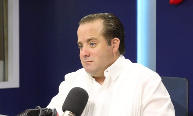 Paliza sobre Miguel Gutiérrez: «El PRM no ha recibido un peso de ese diputado»