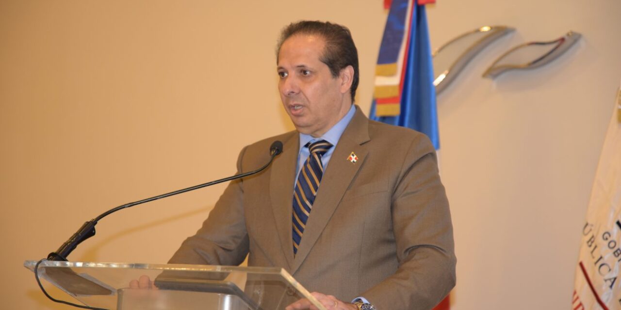 Víctor Atallah: “Nuestra visión es construir un sistema de salud equitativo y centrado en las personas”