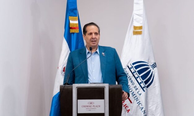 Ministro de Salud garantiza suministro de medicamentos a pacientes con hipertensión y diabetes