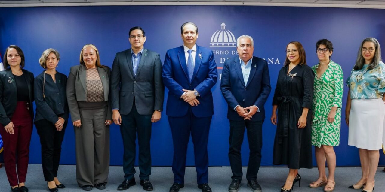 Ministro de Salud, Víctor Atallah garantiza el fortalecimiento de los servicios de salud mental