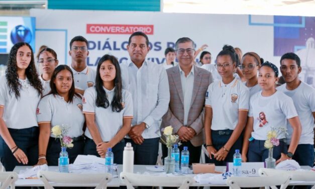 Comunitarios y empresarios de Montecristi proponen una Policía más cercana y confiable para la comunidad