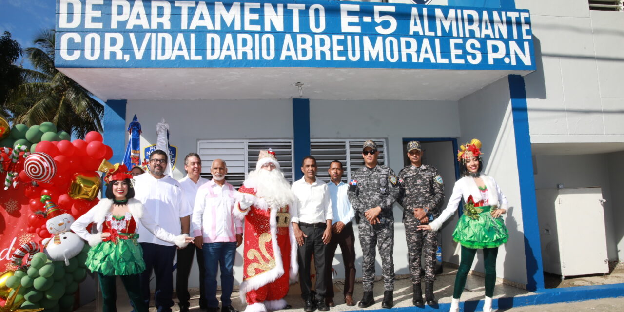 INDOTEL lleva Navidad a El Almirante y a su destacamento conectándolo a la red