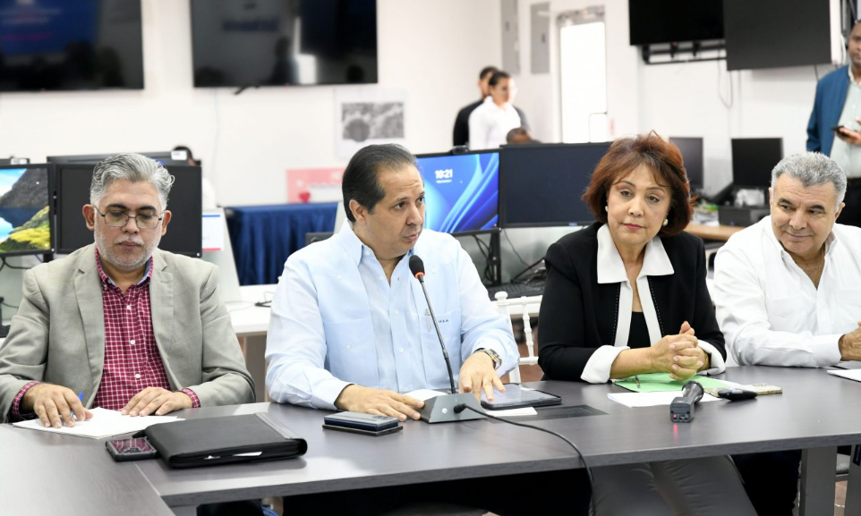 Víctor Atallah: “Queremos construir salas de lactancia en todas las instituciones públicas”