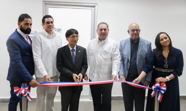 Ministerio de Salud y SNS reciben tomógrafo donado por el Gobierno de Japón