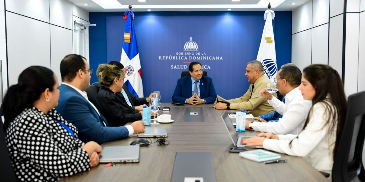 Ministerio de Salud y la DGM refuerzan acciones para garantizar la seguridad sanitaria en los puntos de control migratorio